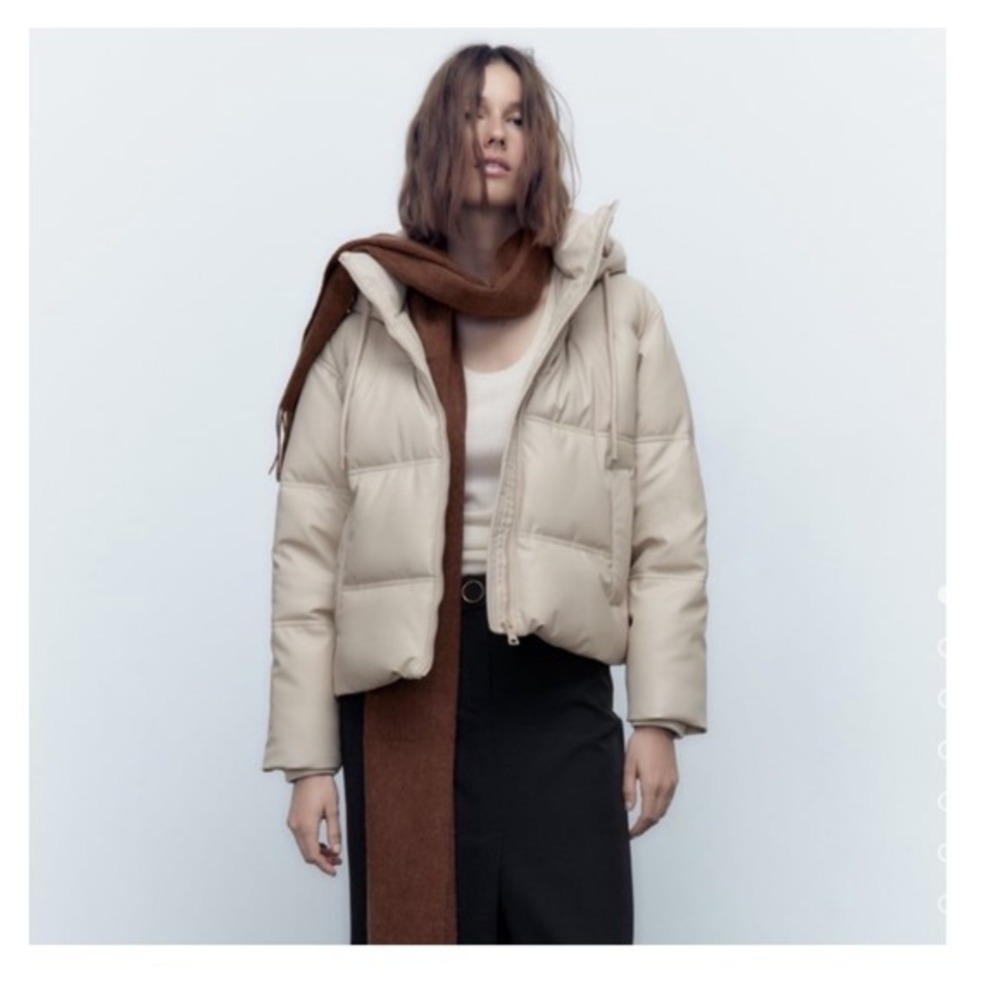 Zara Puffer Jacket XS Beige Faux Leather Quilted Hooded BLOGGER FAV Cropped NEW
